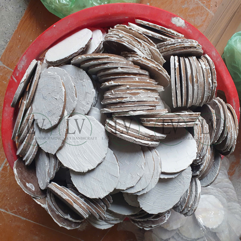 beige-mother-of-pearl-round-coasters-for-drink-table-decor-1 Mother of Pearl Round Coasters